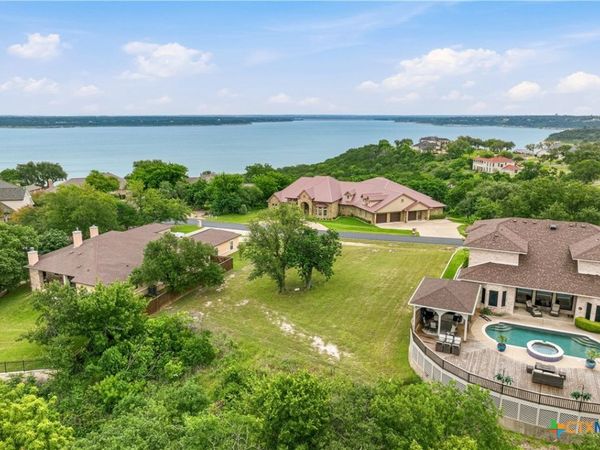 4512 Blue Ridge Drive , Belton, TX 76513