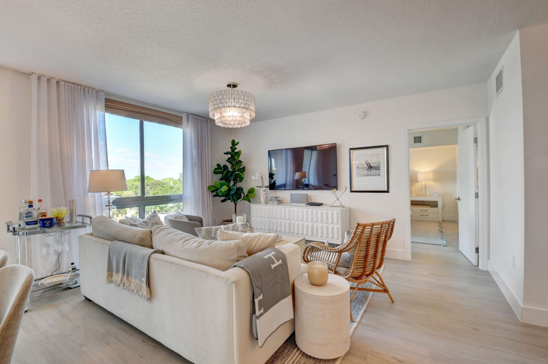 111 SE 1st Avenue, Unit 408, Delray Beach, FL 33444 Photo