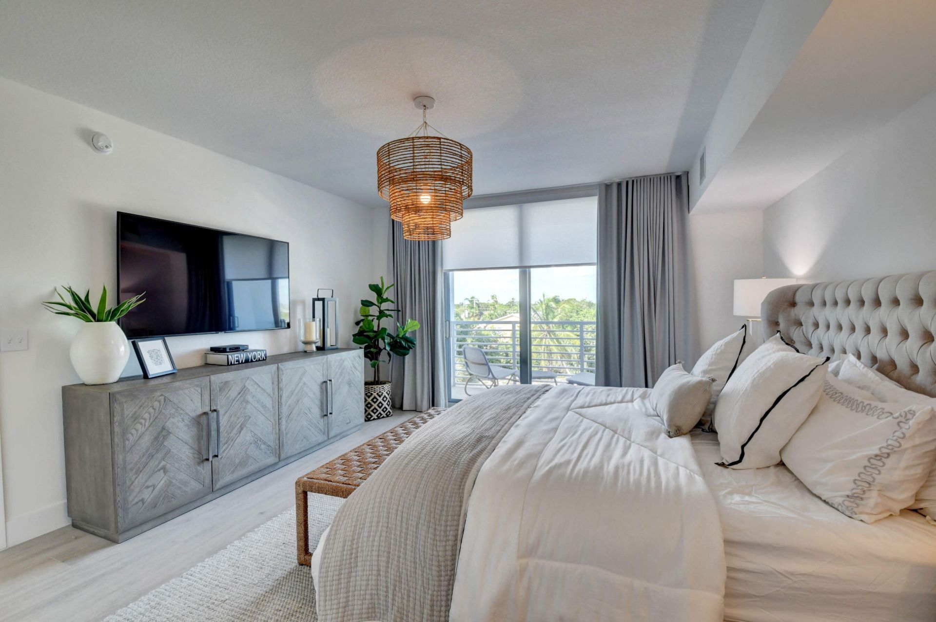 111 SE 1st Avenue, Unit 408, Delray Beach, FL 33444 Photo