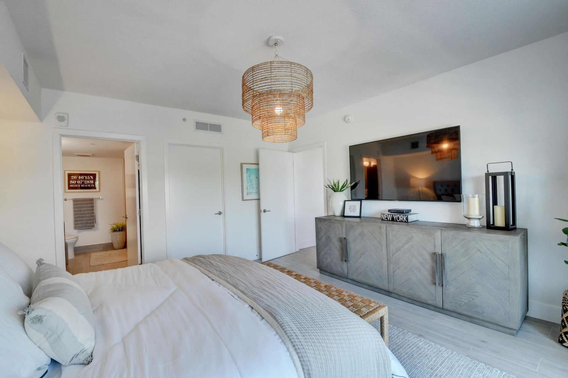 111 SE 1st Avenue, Unit 408, Delray Beach, FL 33444 Photo