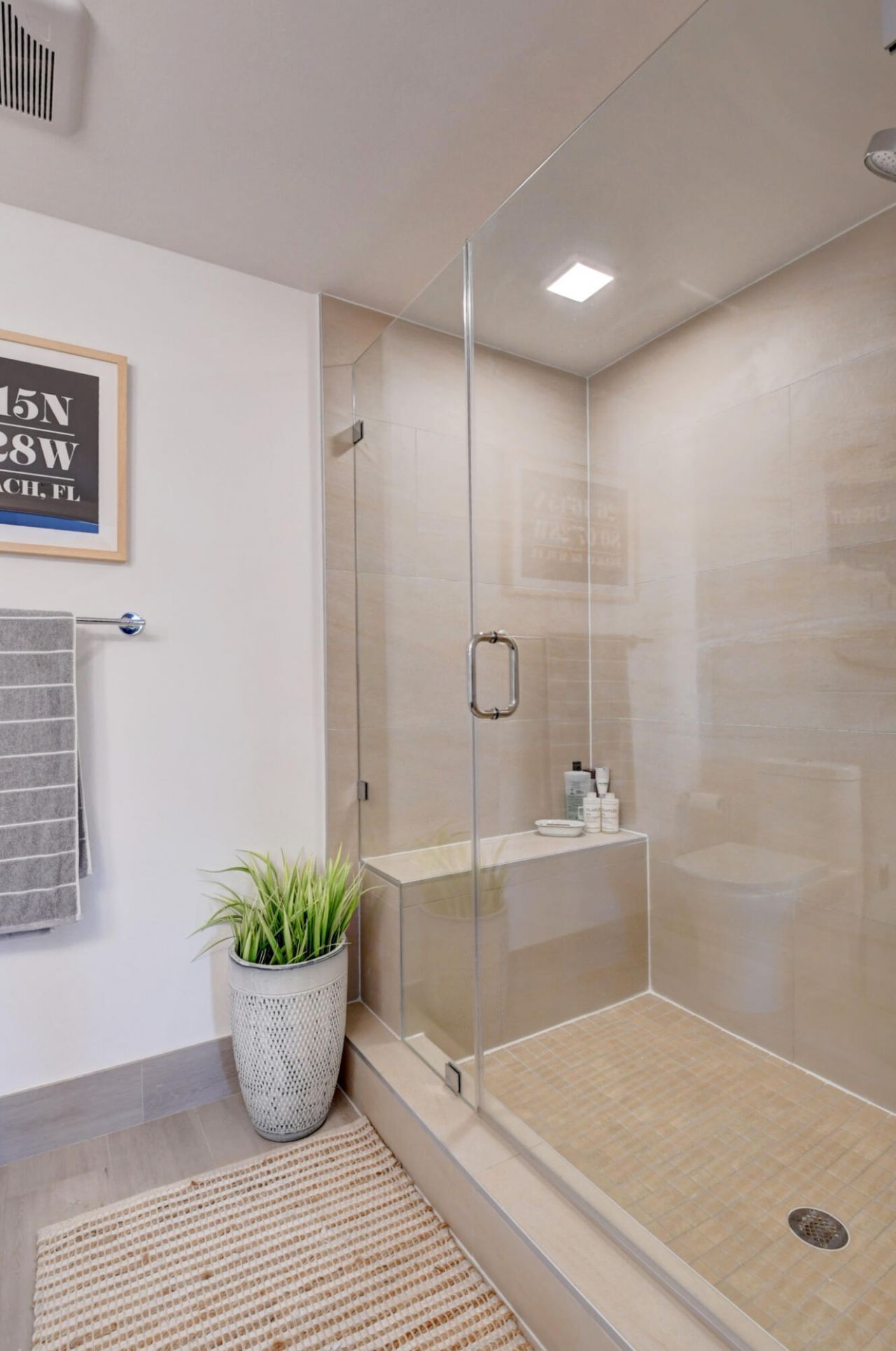 111 SE 1st Avenue, Unit 408, Delray Beach, FL 33444 Photo