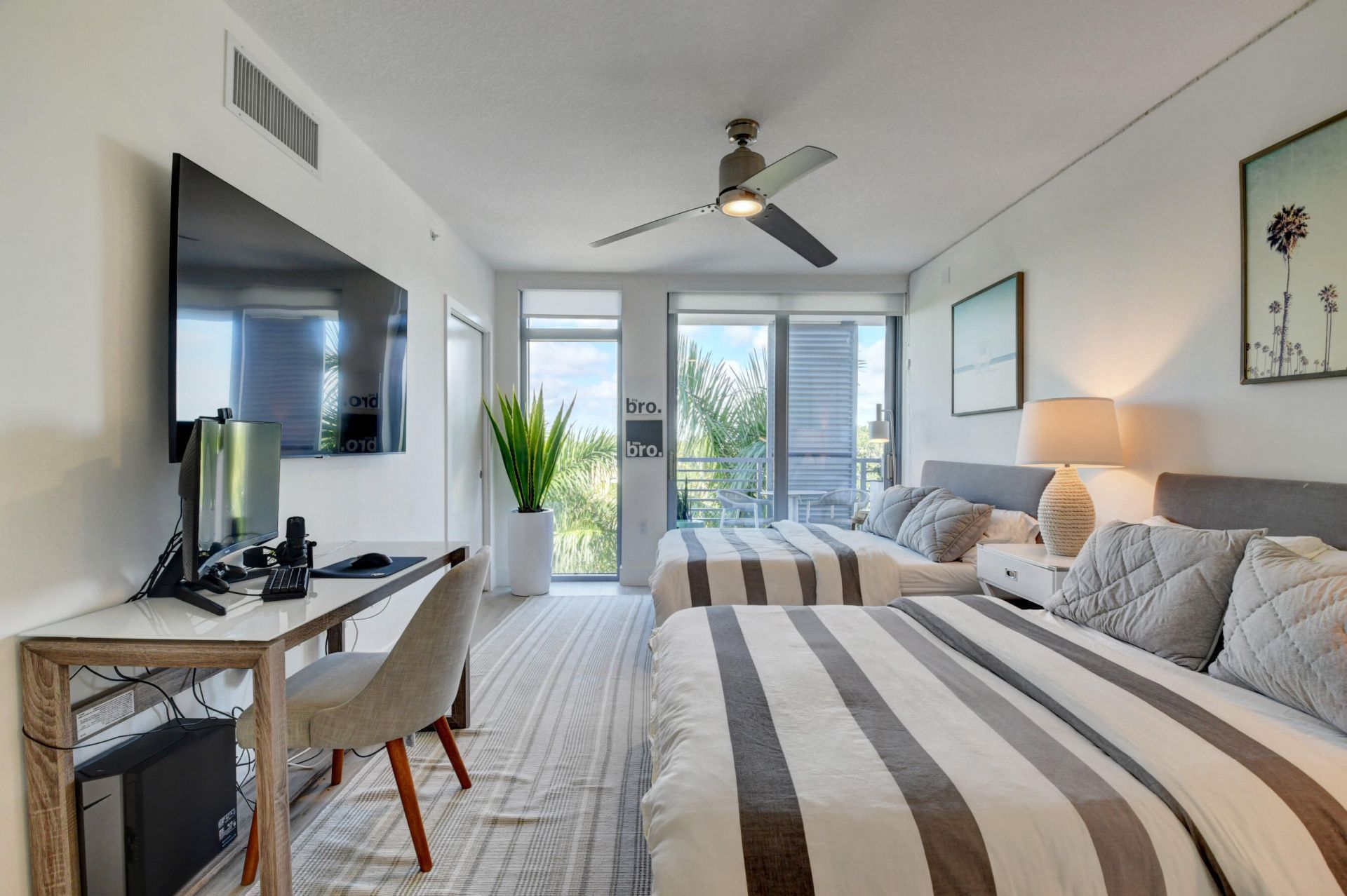 111 SE 1st Avenue, Unit 408, Delray Beach, FL 33444 Photo