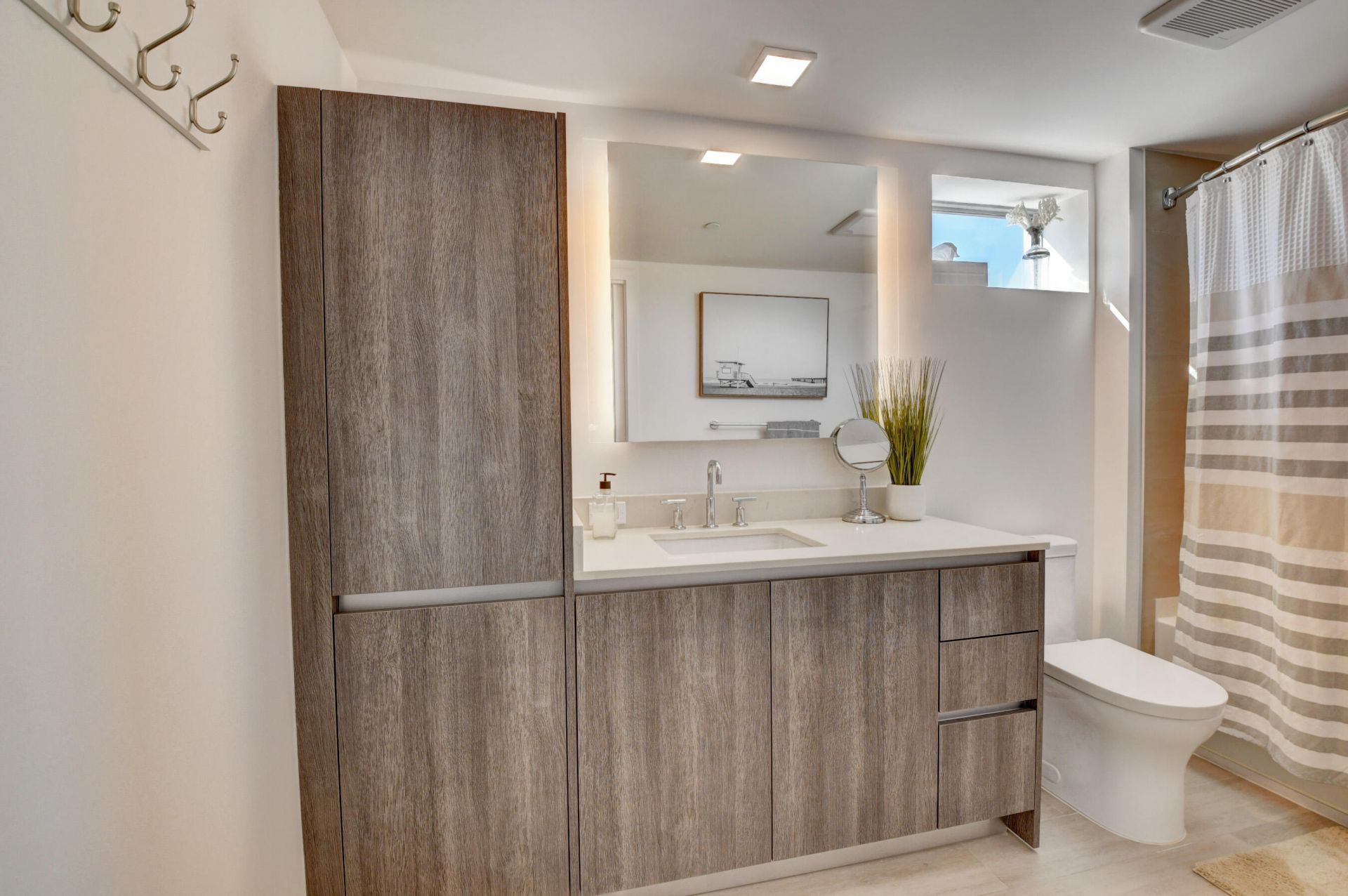 111 SE 1st Avenue, Unit 408, Delray Beach, FL 33444 Photo
