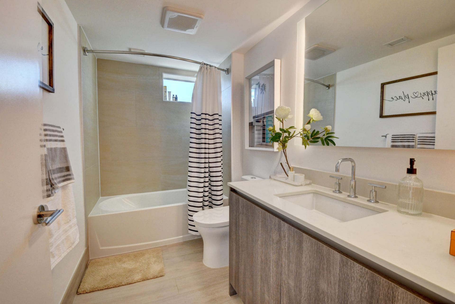 111 SE 1st Avenue, Unit 408, Delray Beach, FL 33444 Photo