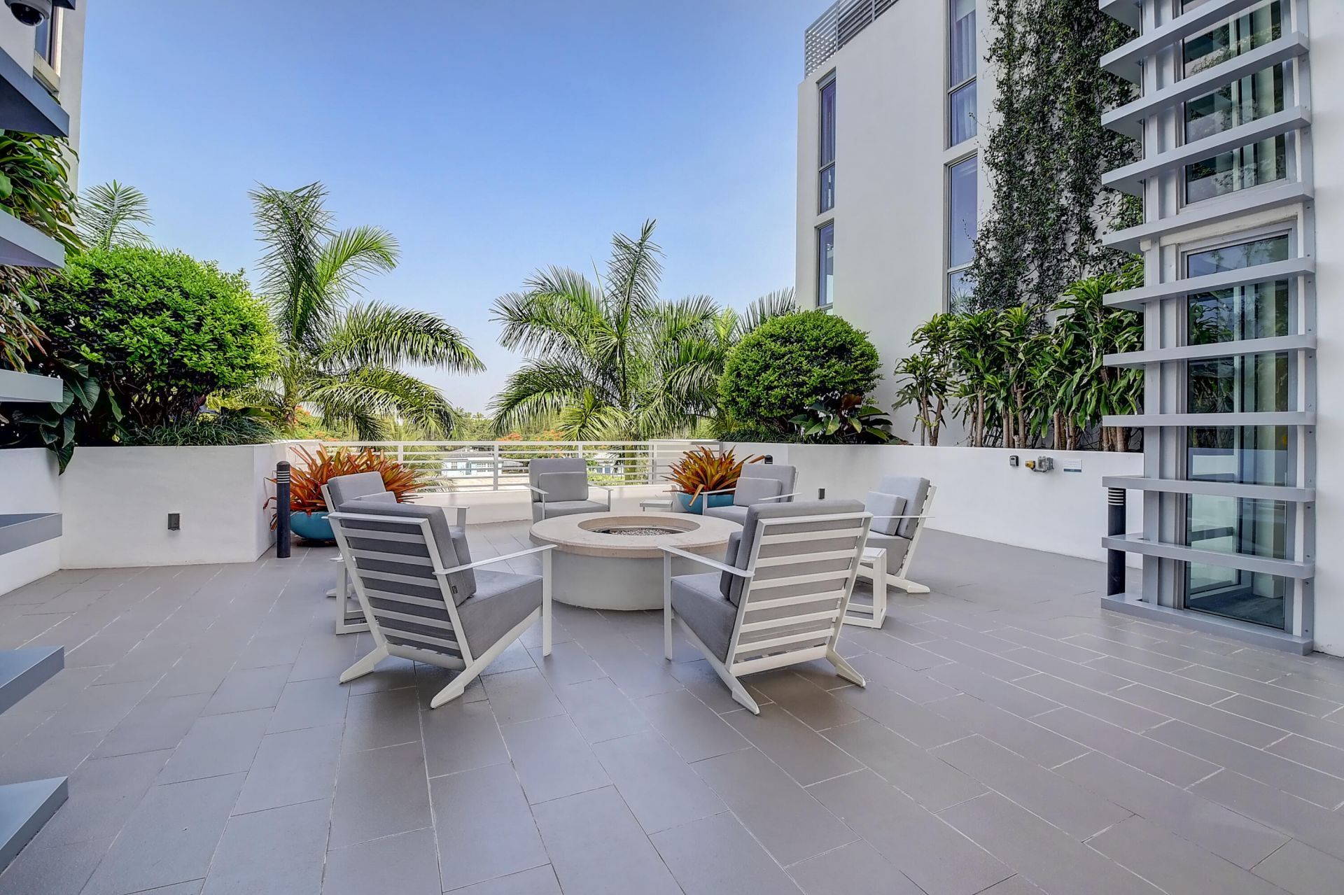 111 SE 1st Avenue, Unit 408, Delray Beach, FL 33444 Photo