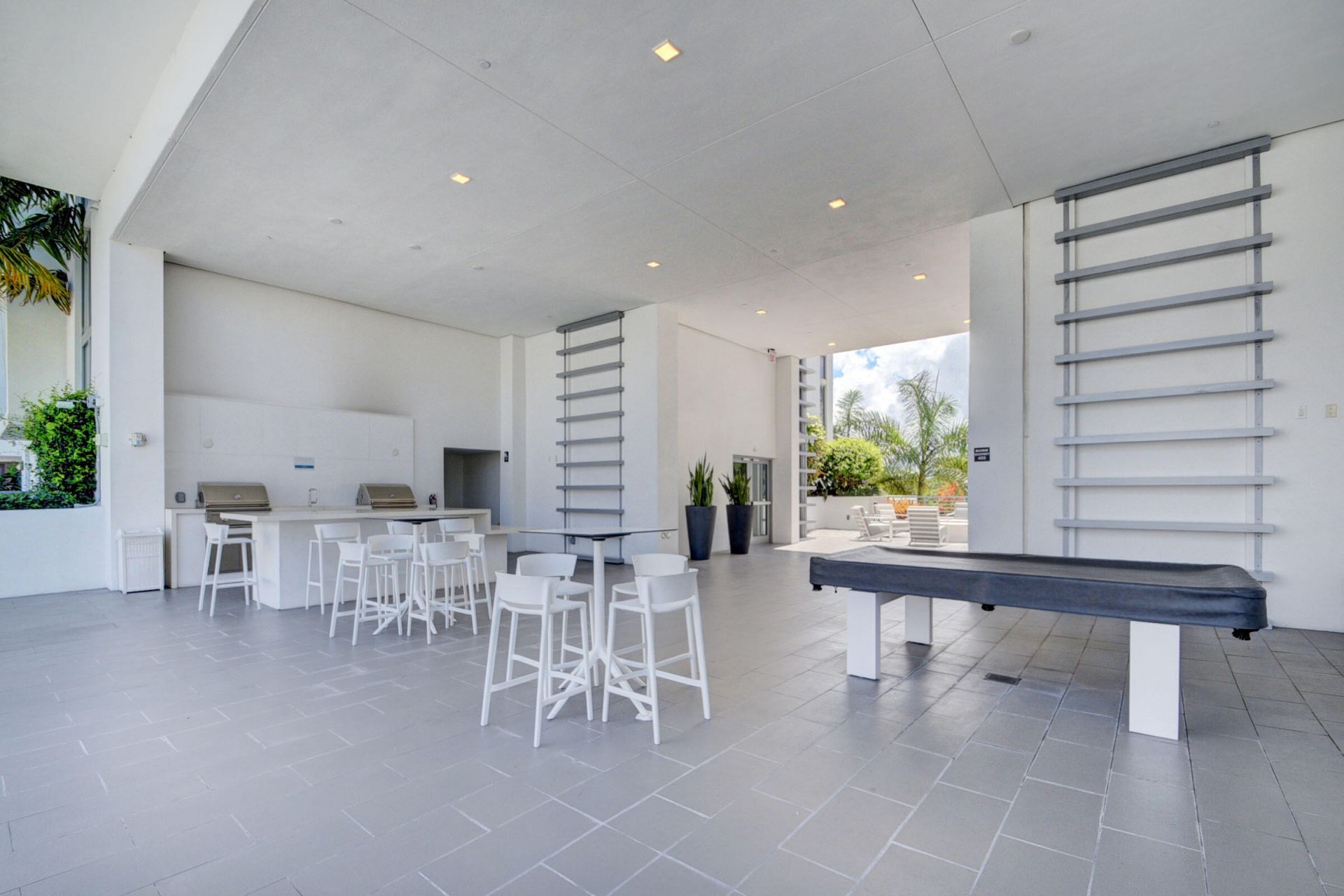 111 SE 1st Avenue, Unit 408, Delray Beach, FL 33444 Photo