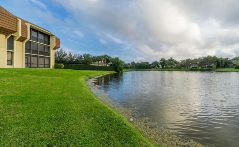 5188 Woodland Lakes Drive, Unit 335, Palm Beach Gardens, FL 33418 Photo