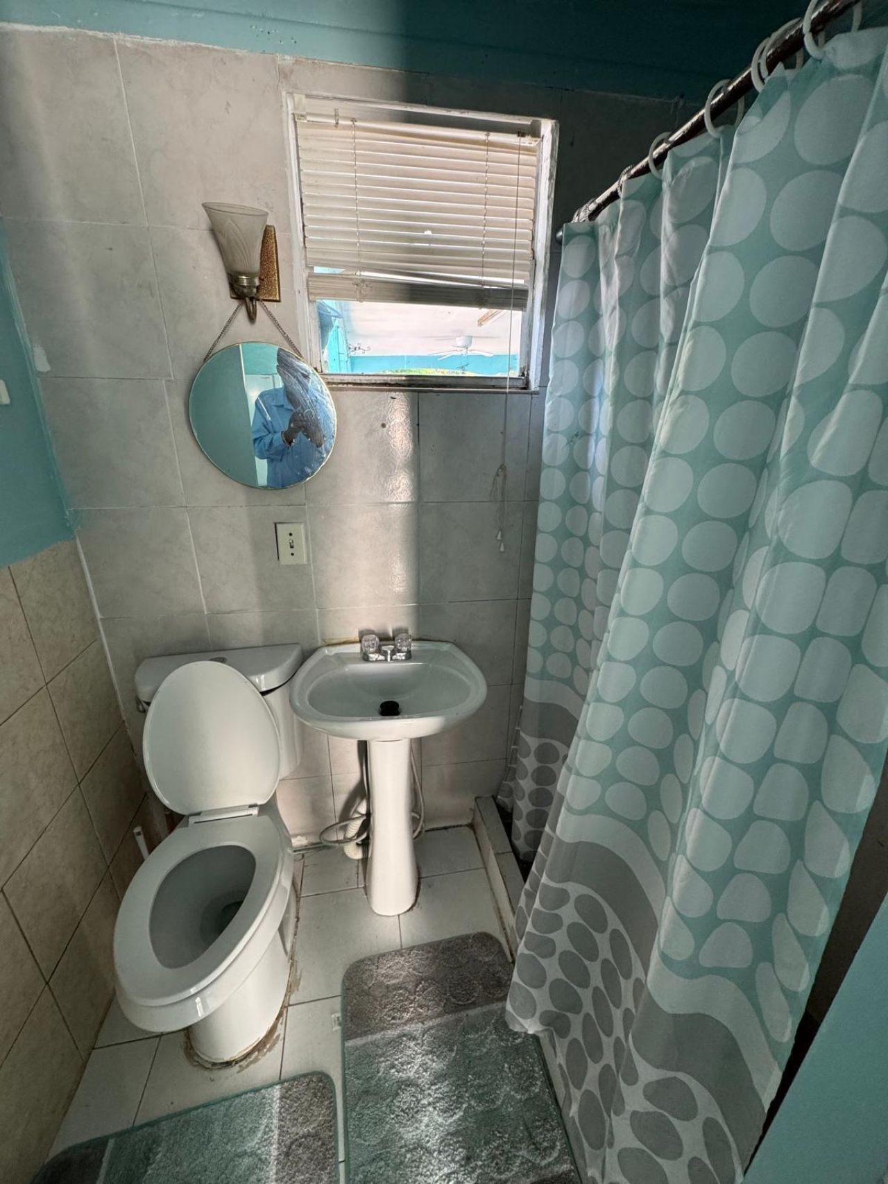915 Forest Hill Boulevard, Unit B, West Palm Beach, FL 33405 Photo