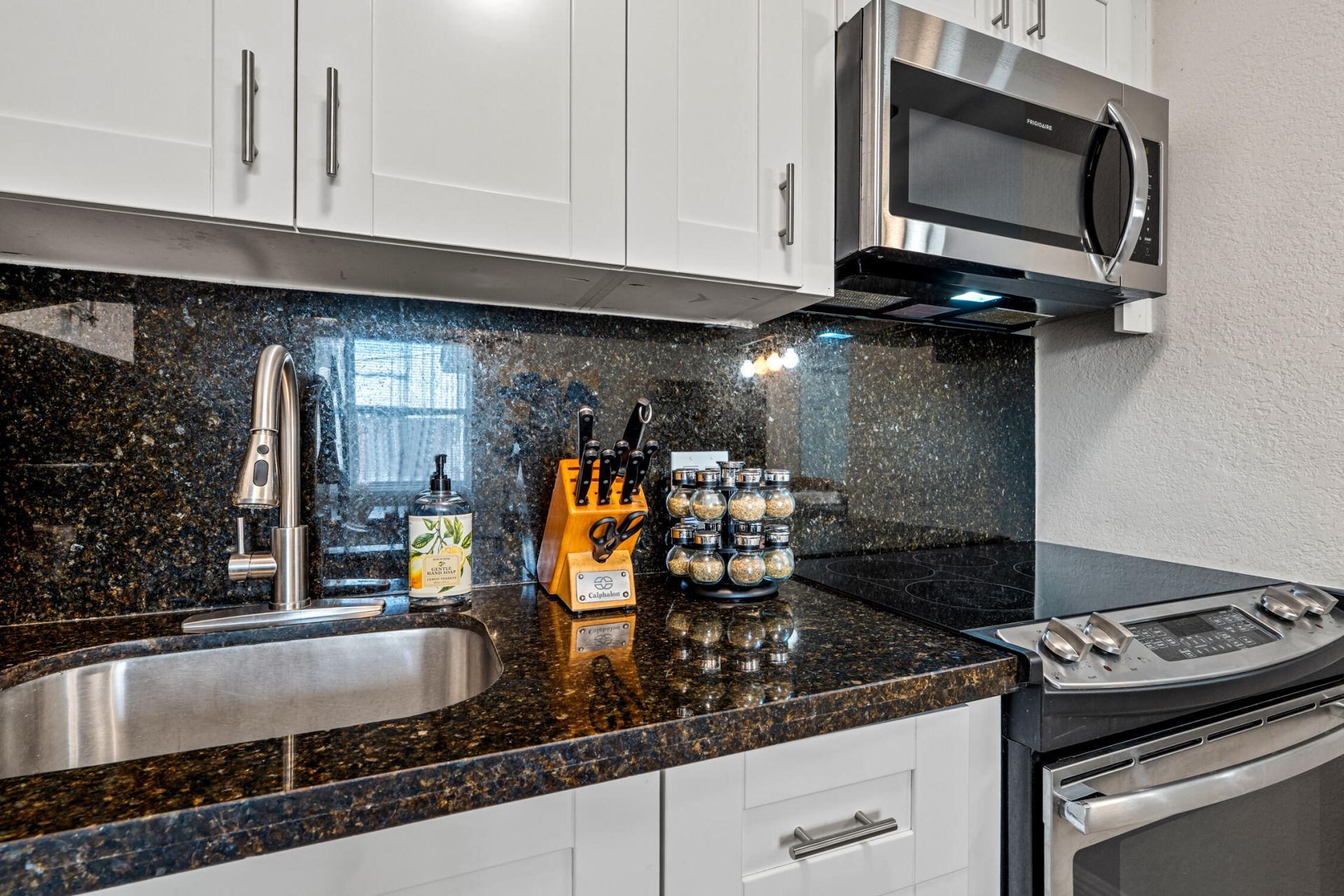 1508 NE 15th Avenue, Fort Lauderdale, FL 33304 Photo