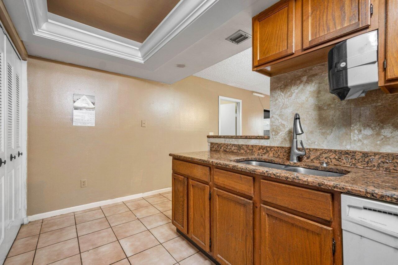 2780 Norfolk Pine Court, Lake Worth, FL 33462 Photo