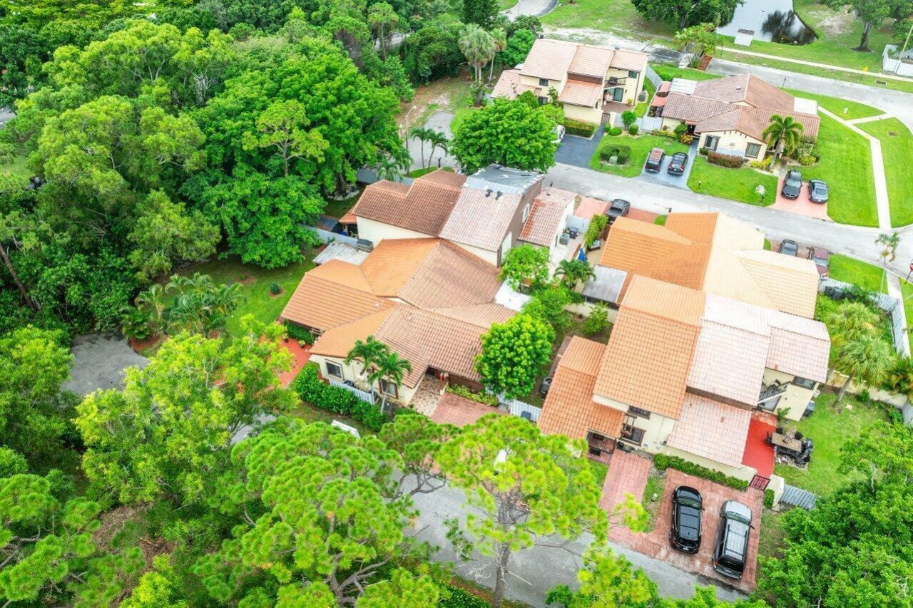 2780 Norfolk Pine Court, Lake Worth, FL 33462 Photo