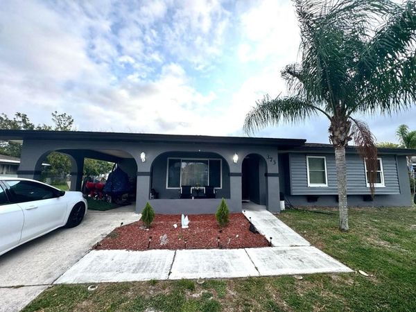373 NE Orchard Street, Port St. Lucie, FL 34983