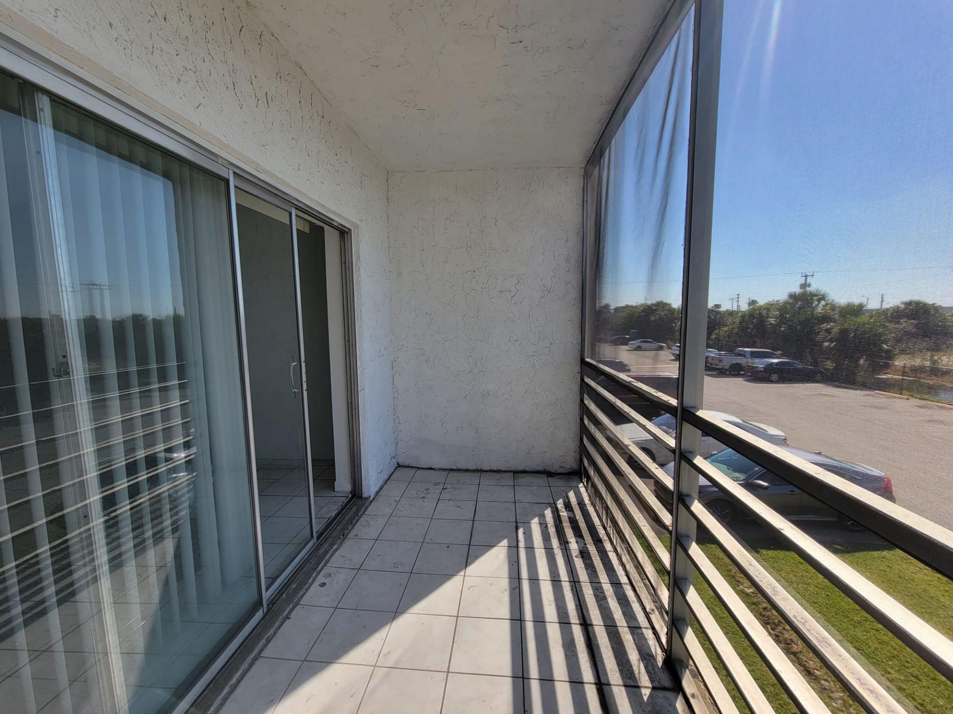 3700 NW 21st Street, Unit 203, Lauderdale Lakes, FL 33311 Photo