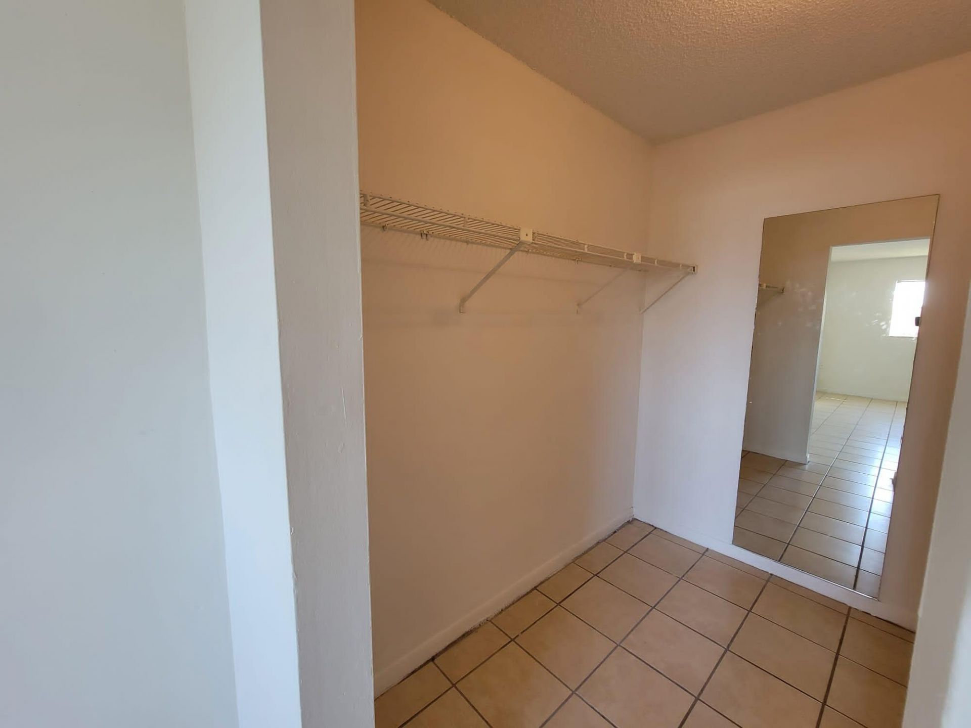 3700 NW 21st Street, Unit 203, Lauderdale Lakes, FL 33311 Photo