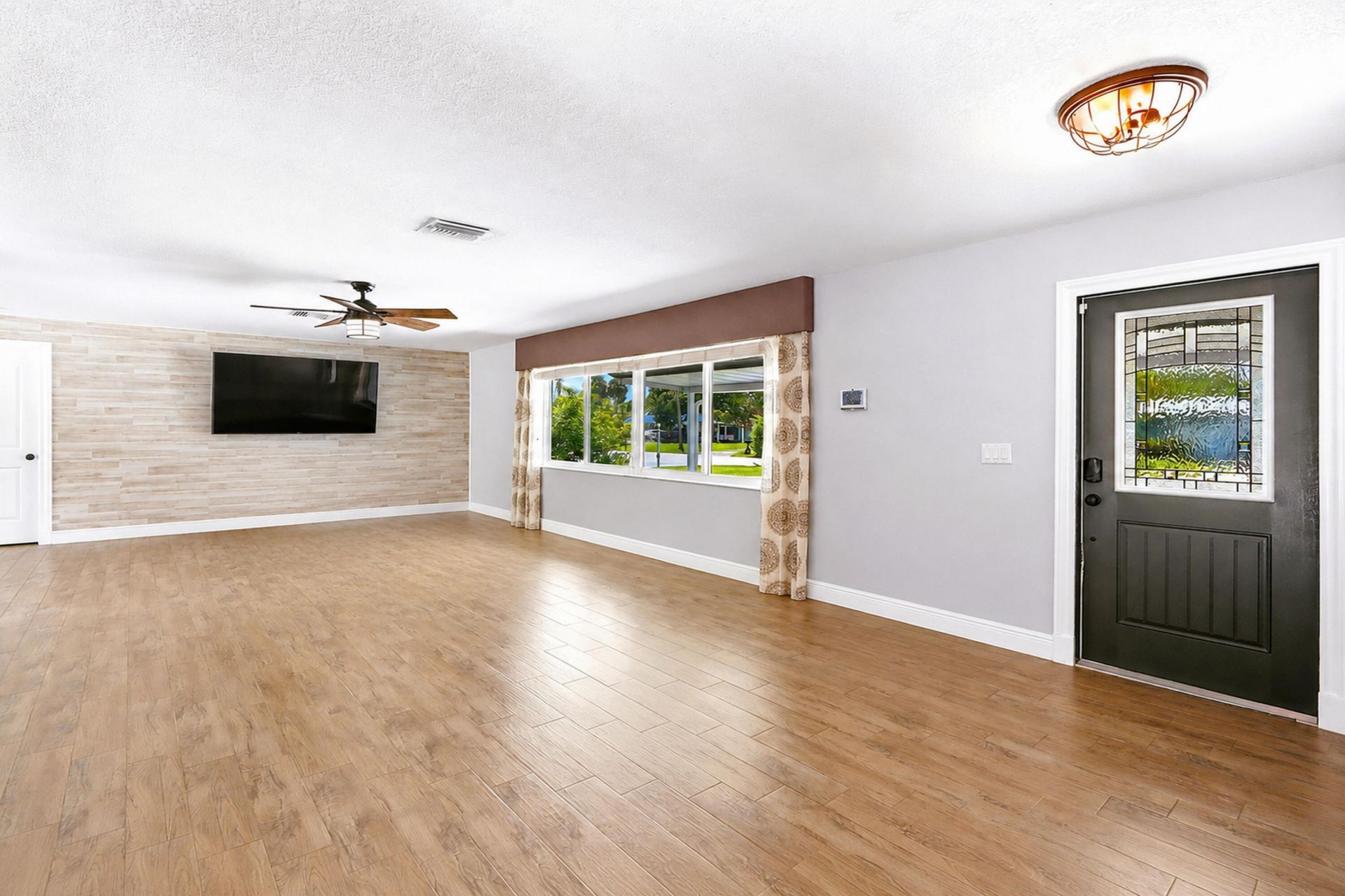 1212 Concord Avenue, West Palm Beach, FL 33417 Photo