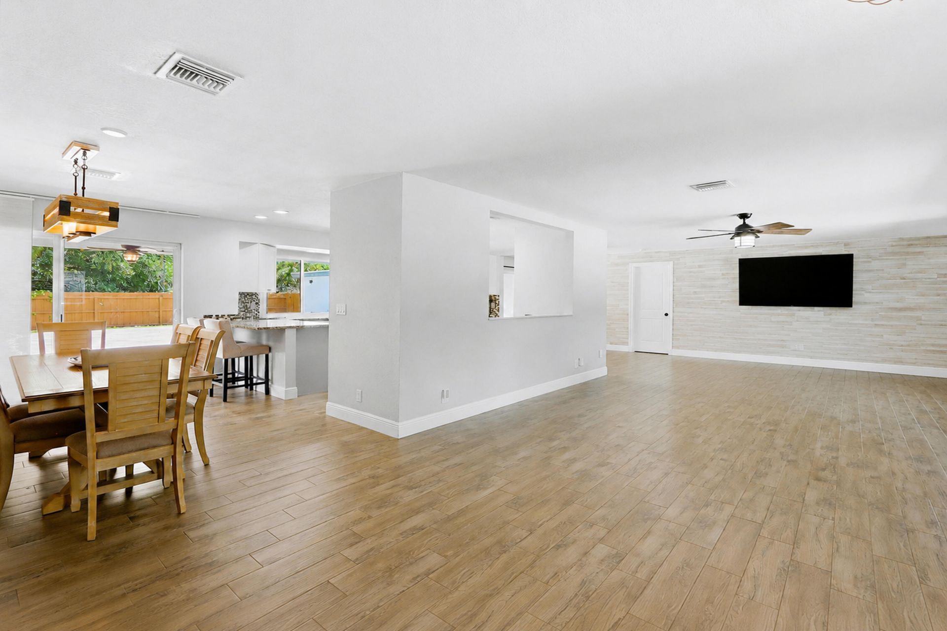 1212 Concord Avenue, West Palm Beach, FL 33417 Photo