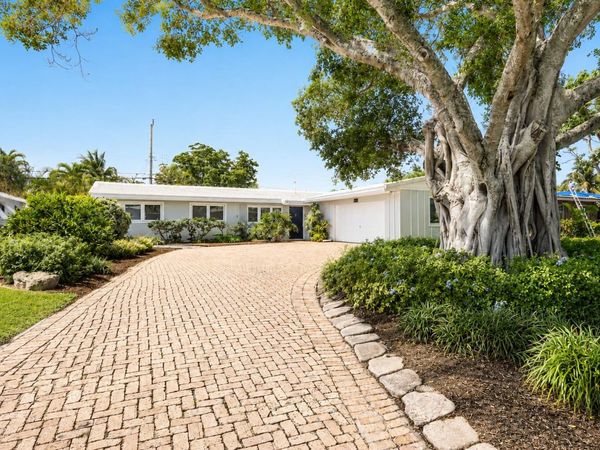 2110 NE 55th Street, Fort Lauderdale, FL 33308