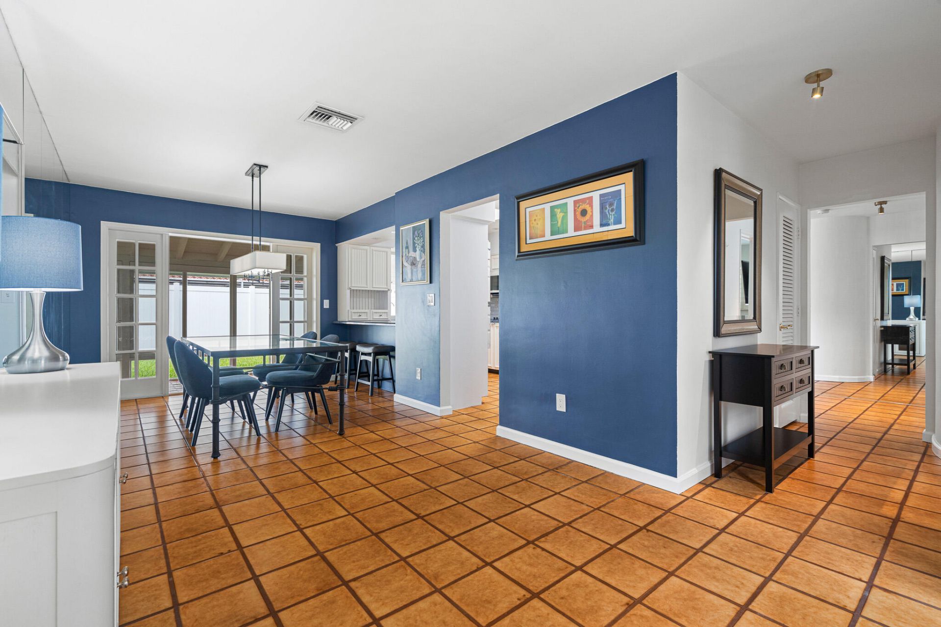 2110 NE 55th Street, Fort Lauderdale, FL 33308 Photo