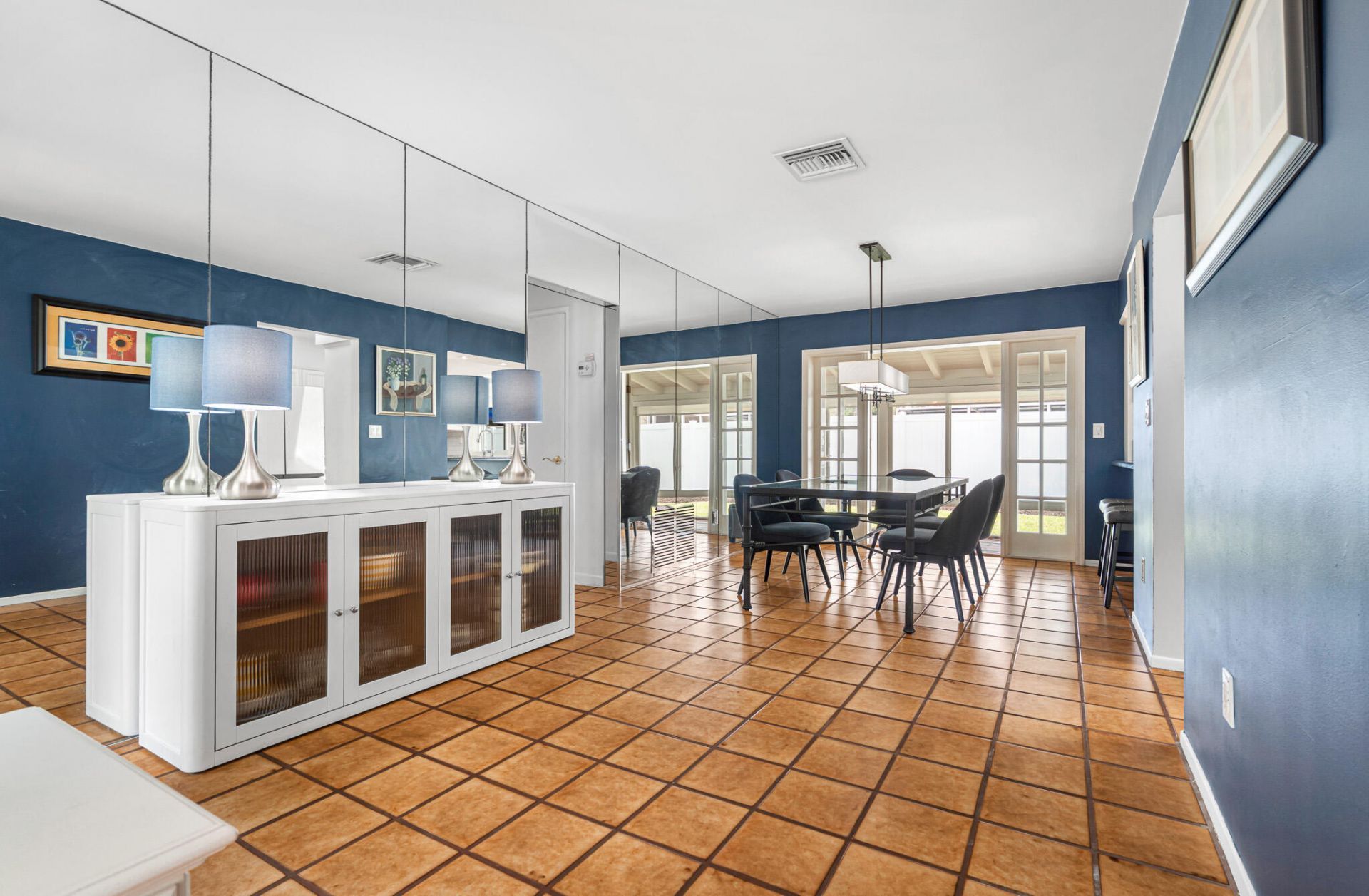 2110 NE 55th Street, Fort Lauderdale, FL 33308 Photo