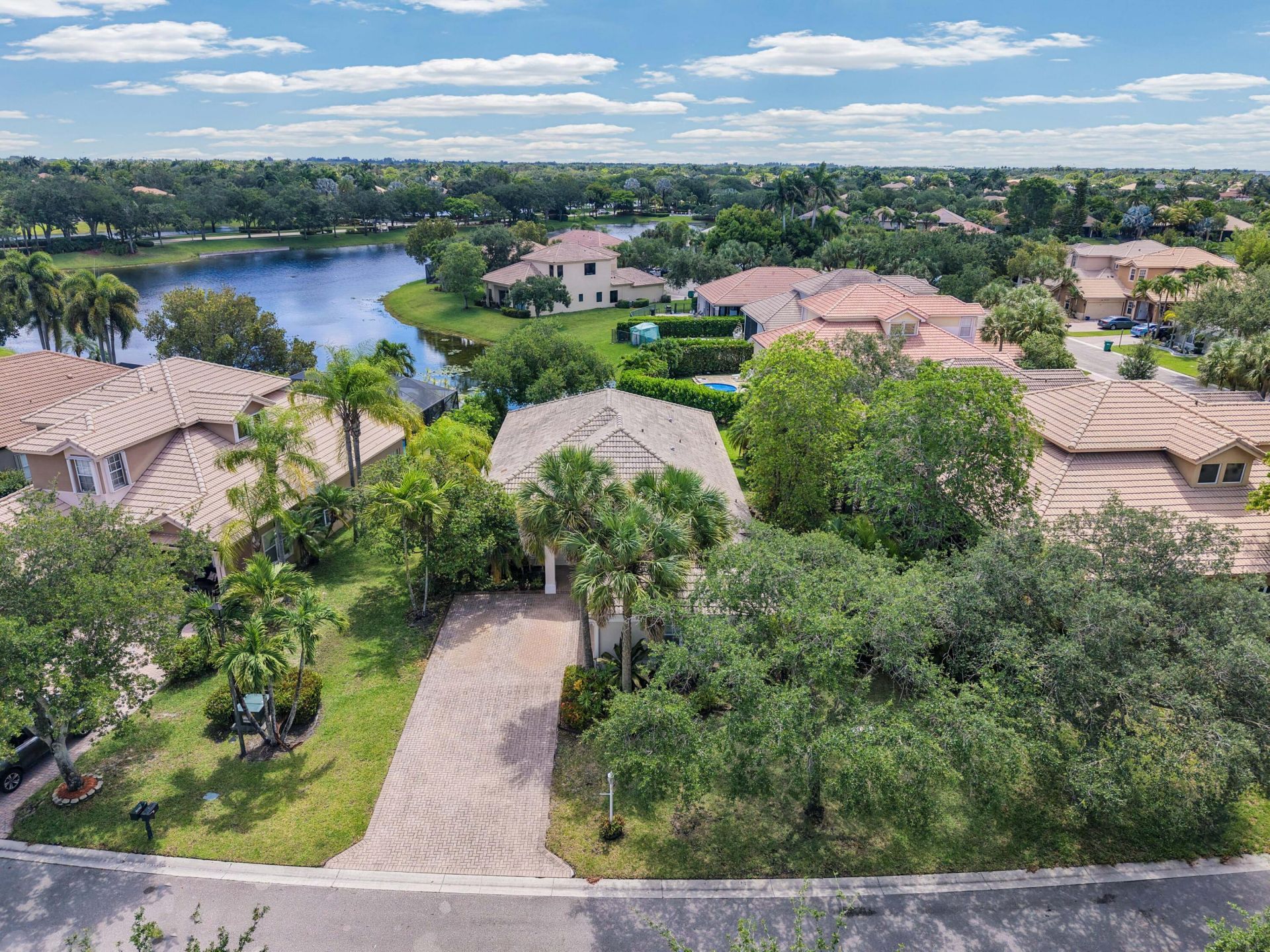 6546 NW 112th Avenue, Parkland, FL 33076 Photo