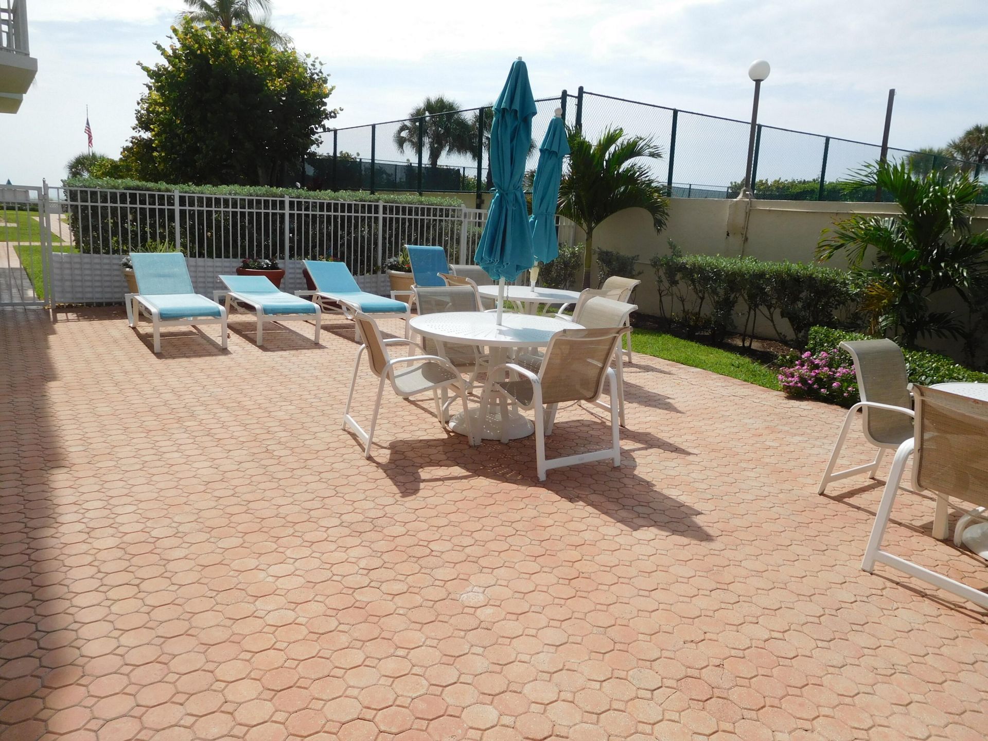 1770 S Ocean Boulevard S, Unit 704, Lauderdale by the Sea, FL 33062 Photo