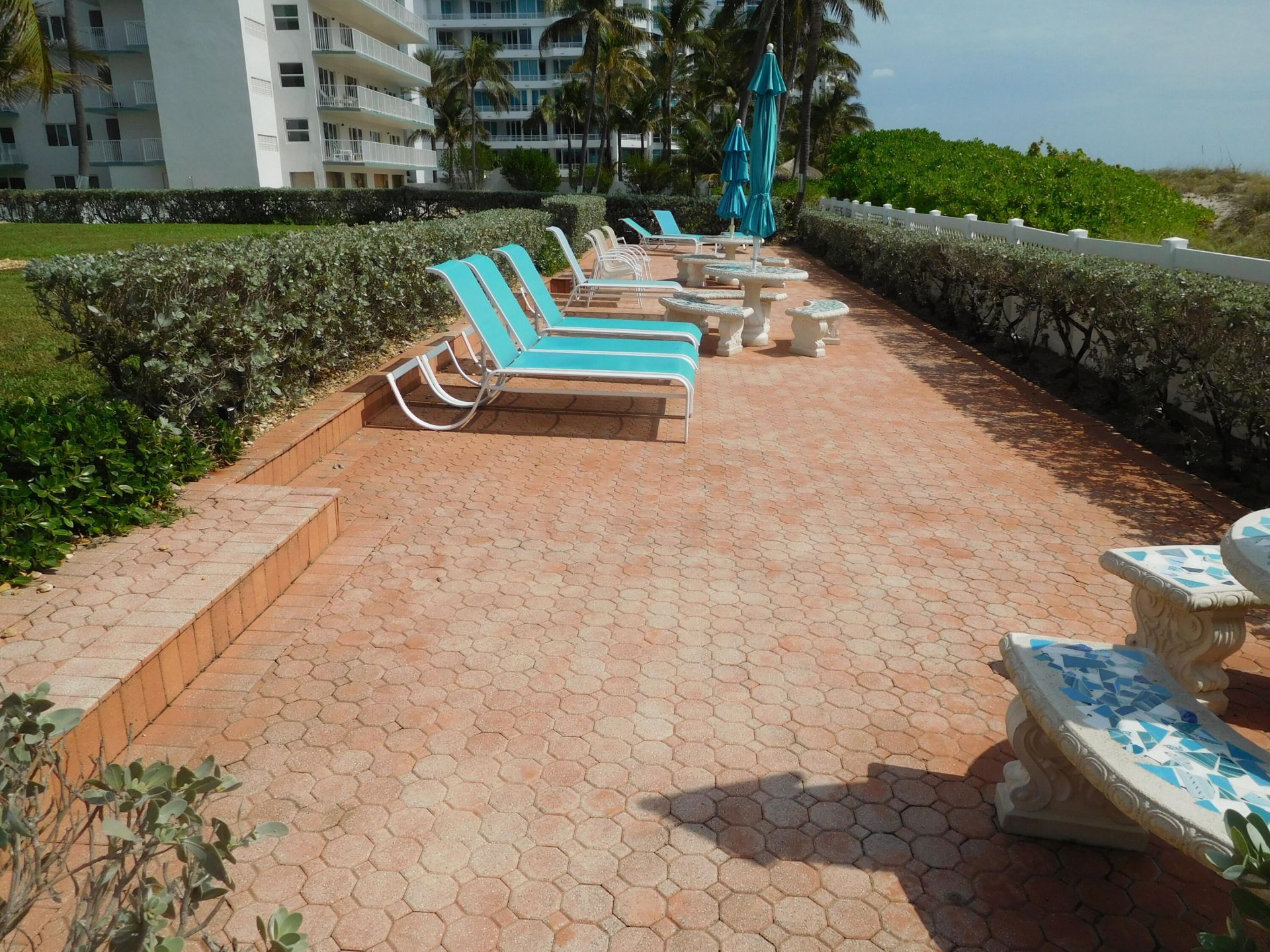 1770 S Ocean Boulevard S, Unit 704, Lauderdale by the Sea, FL 33062 Photo