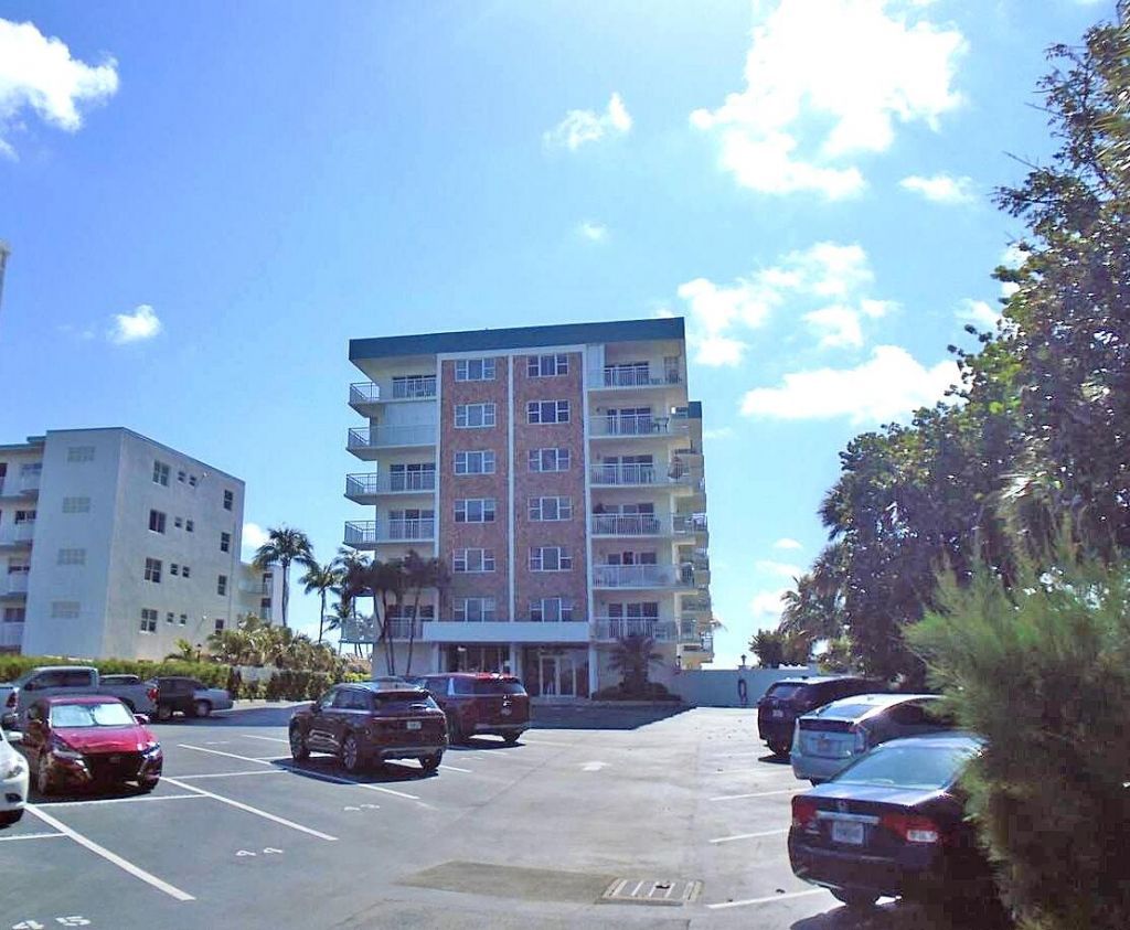 1770 S Ocean Boulevard S, Unit 704, Lauderdale by the Sea, FL 33062 Photo
