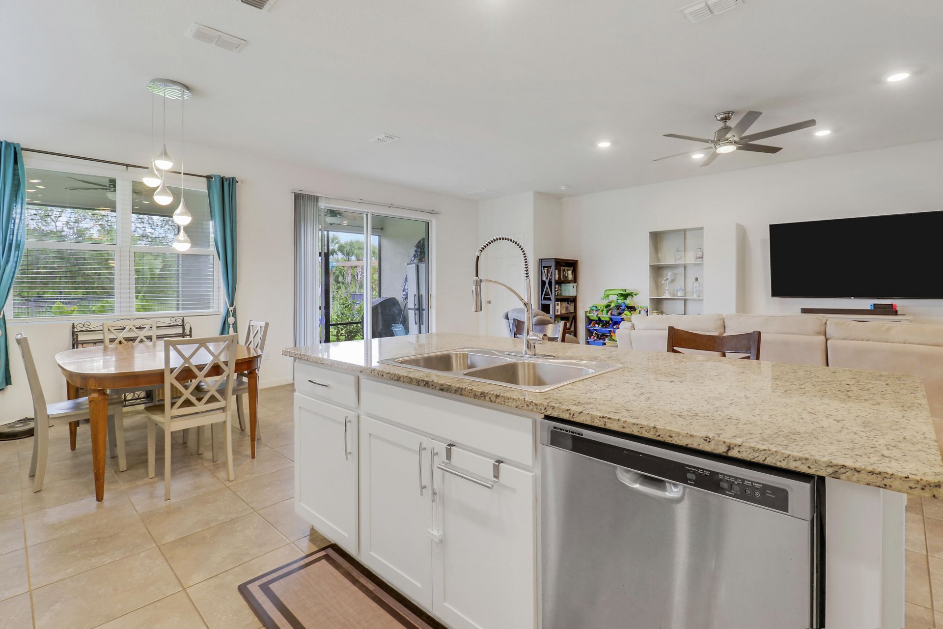 10511 SW Toren Way, Port Saint Lucie, FL 34987 Photo