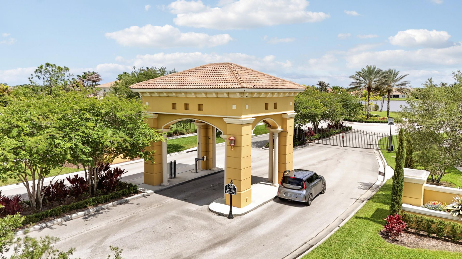 10511 SW Toren Way, Port Saint Lucie, FL 34987 Photo