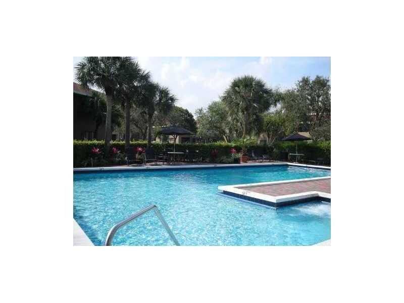 2445 SW 18th Terrace, Unit 205, Fort Lauderdale, FL 33315 Photo