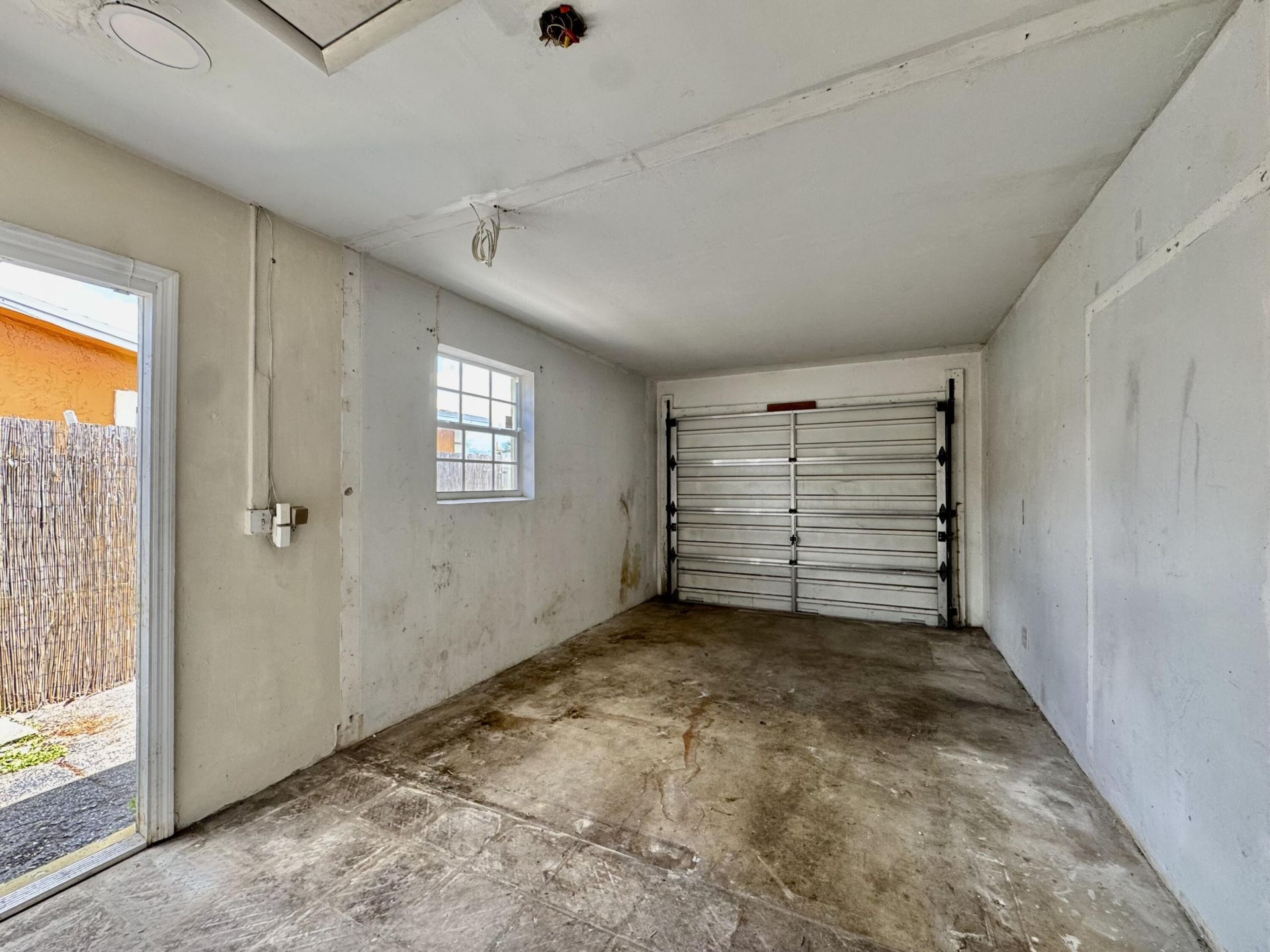 3941 NW 36th Terrace, Lauderdale Lakes, FL 33309 Photo