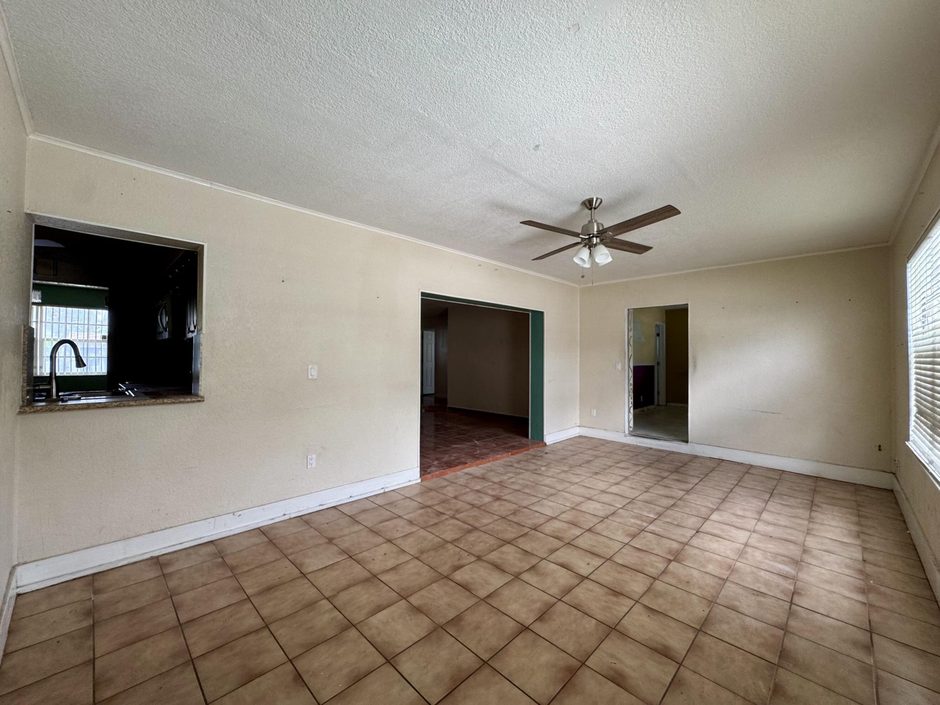 3941 NW 36th Terrace, Lauderdale Lakes, FL 33309 Photo