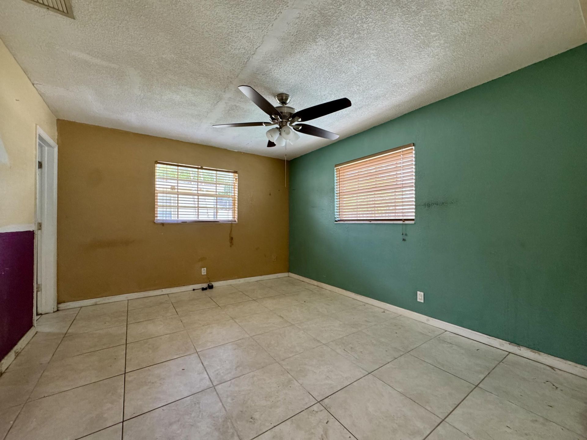 3941 NW 36th Terrace, Lauderdale Lakes, FL 33309 Photo