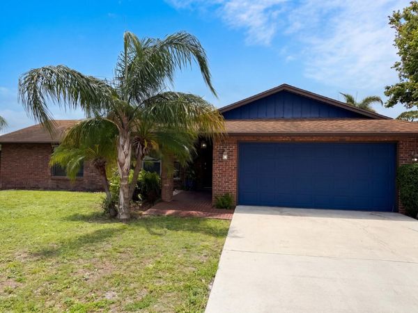 786 SE Ablett Lane, Port St. Lucie, FL 34984