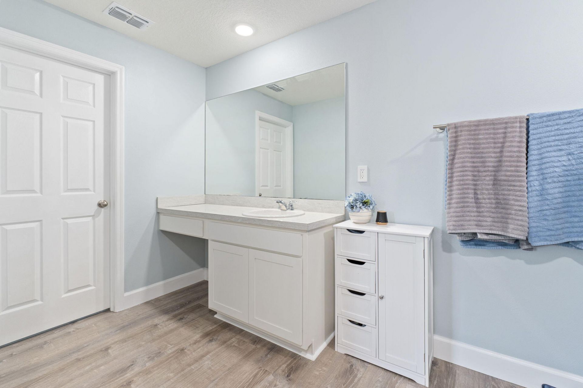 692 SW Hamberland Avenue, Port Saint Lucie, FL 34953 Photo