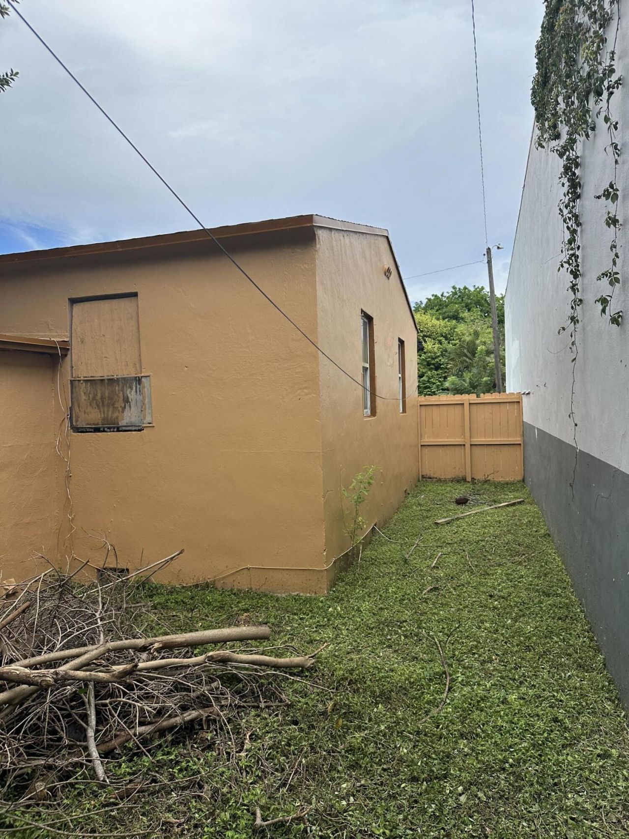 2114 Dewey Street, Hollywood, FL 33020 Photo