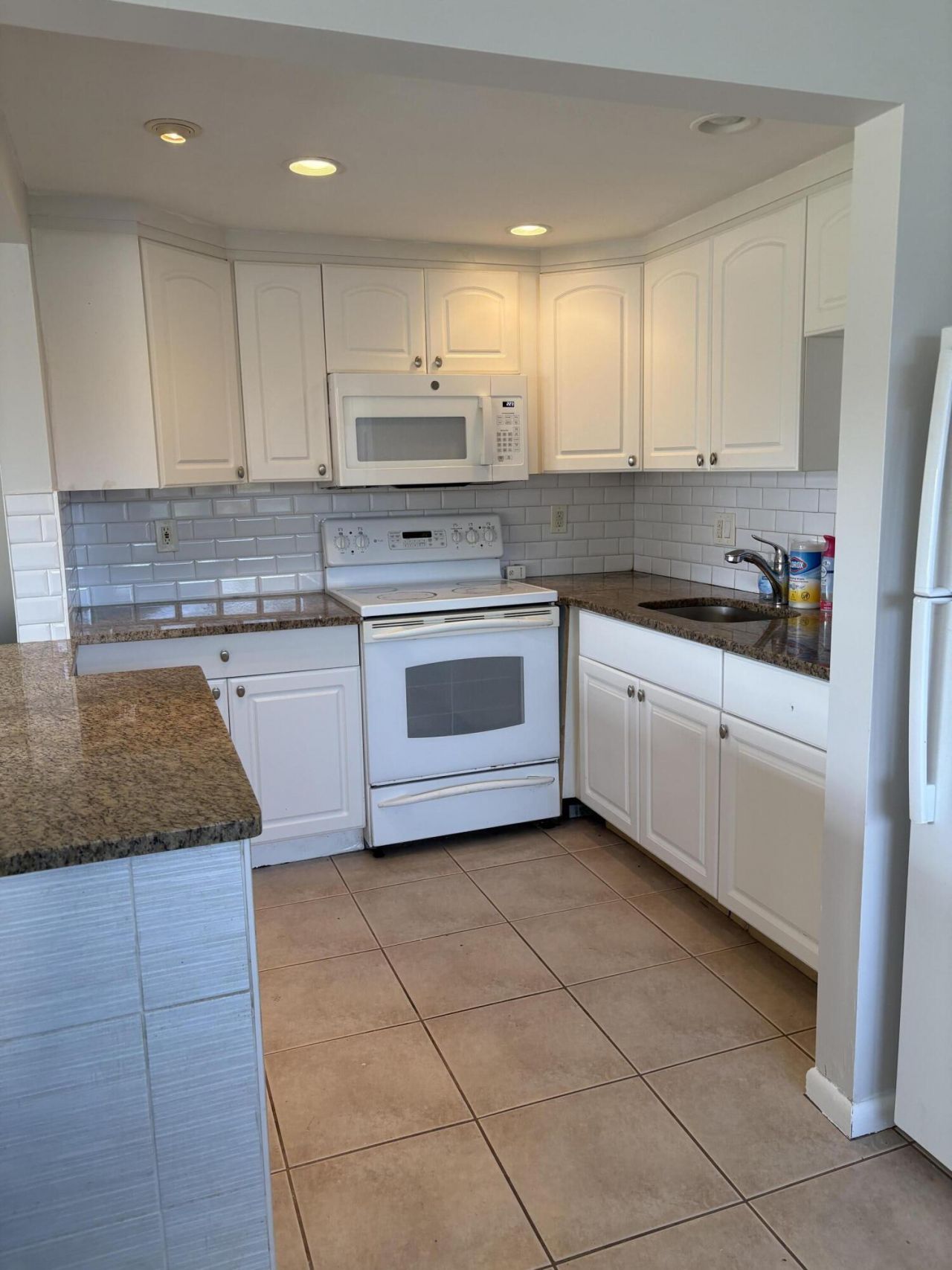 128 Norwich F, West Palm Beach, FL 33417 Photo