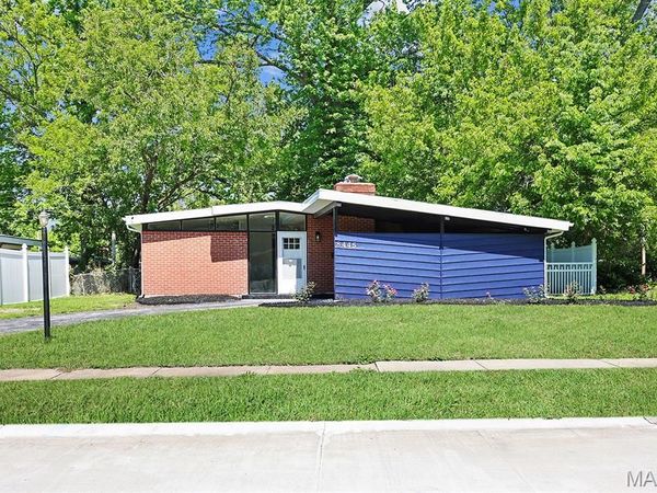8445 Bayberry Drive, Berkeley, MO 63134