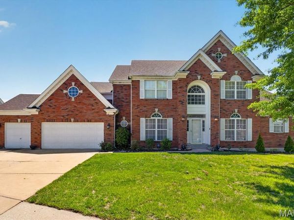 4216 Corrales Drive , Florissant, MO 63034