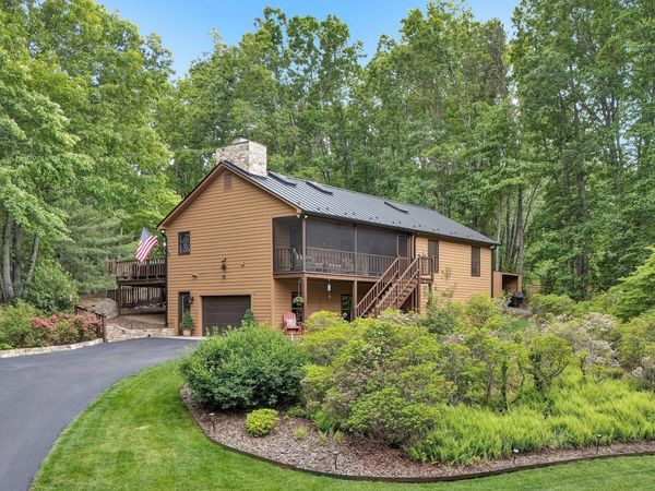 25 Timbers CIR , Hardy, VA 24101
