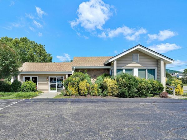 365 TANYARD RD , Rocky Mount, VA 24151