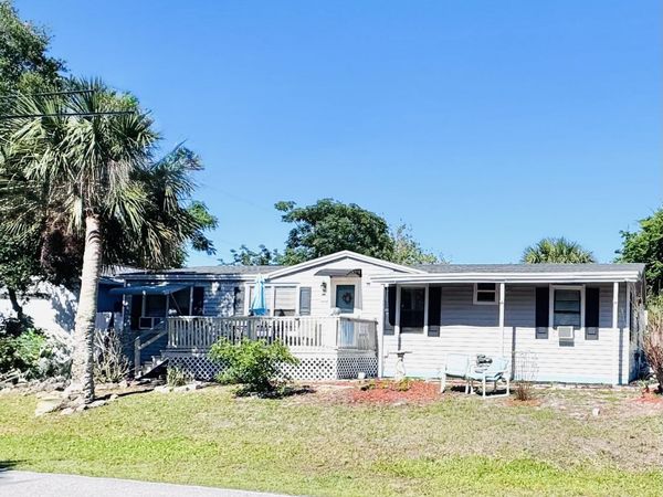 1301 Avenue D , Ormond Beach, FL 32174