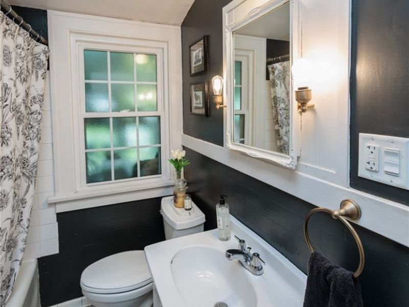 16719 Claire Avenue, Cleveland, OH 44111 Photo 24