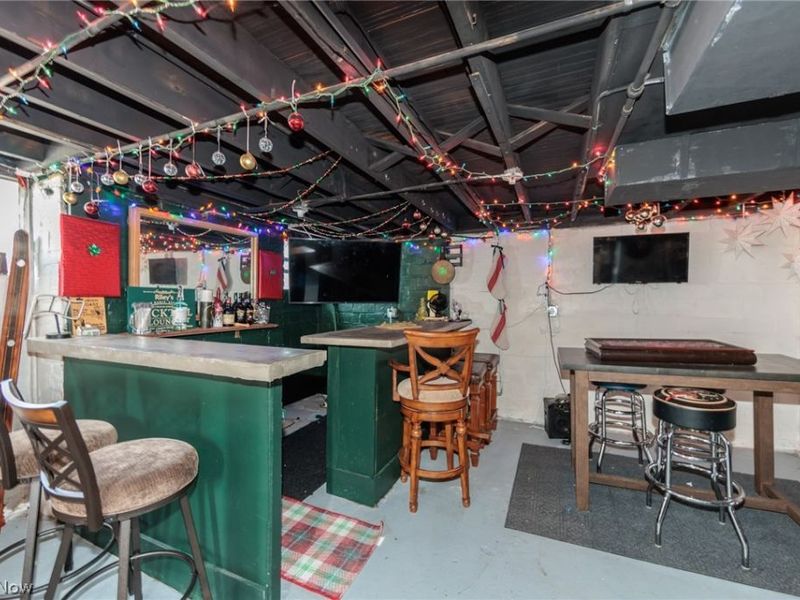16719 Claire Avenue, Cleveland, OH 44111 Photo 31