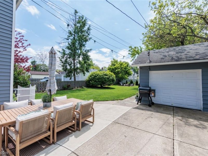16719 Claire Avenue, Cleveland, OH 44111 Photo 5