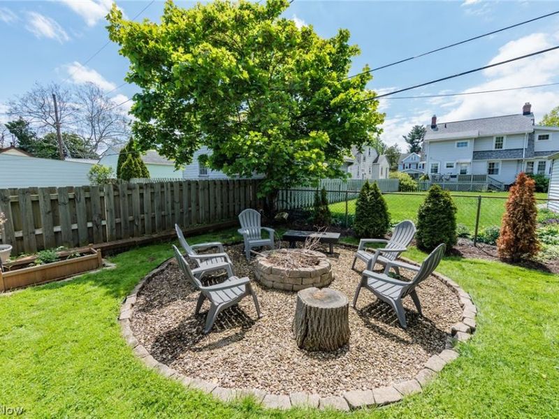 16719 Claire Avenue, Cleveland, OH 44111 Photo 7