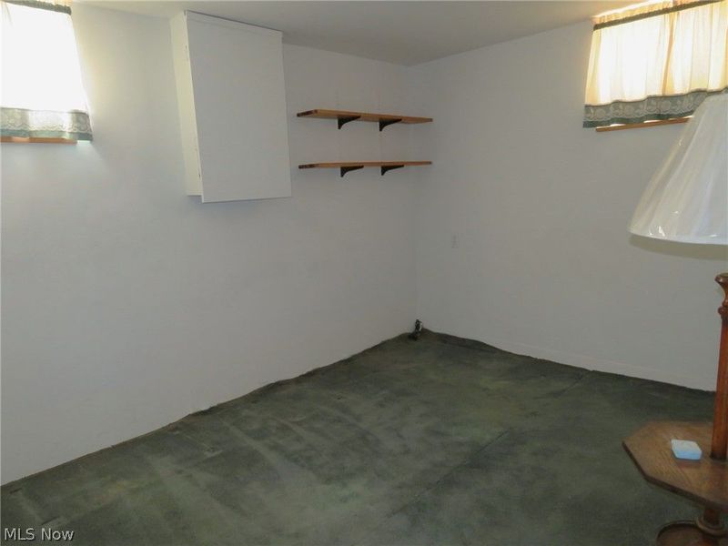 14332 Birchwood Avenue, Cleveland, OH 44111 Photo 24