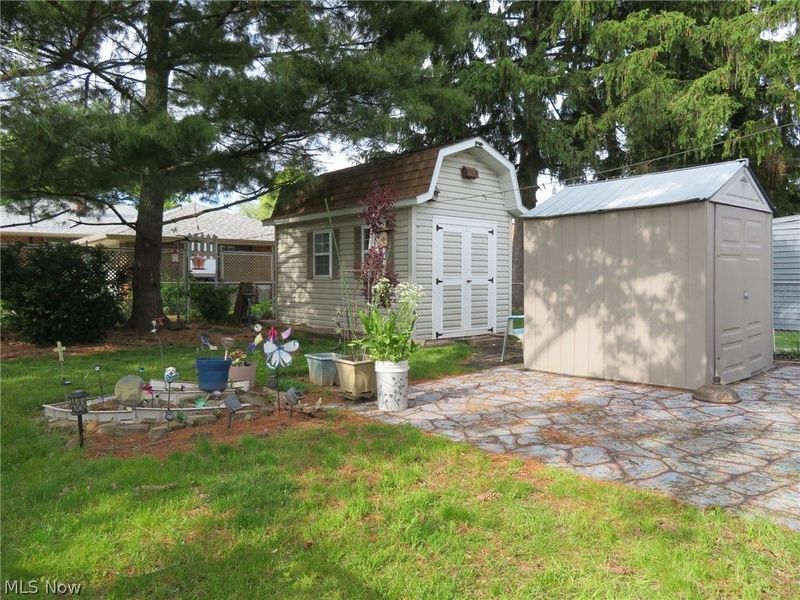 14332 Birchwood Avenue, Cleveland, OH 44111 Photo 6