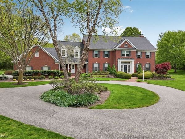 14745 Stonehedge Drive , Novelty, OH 44072