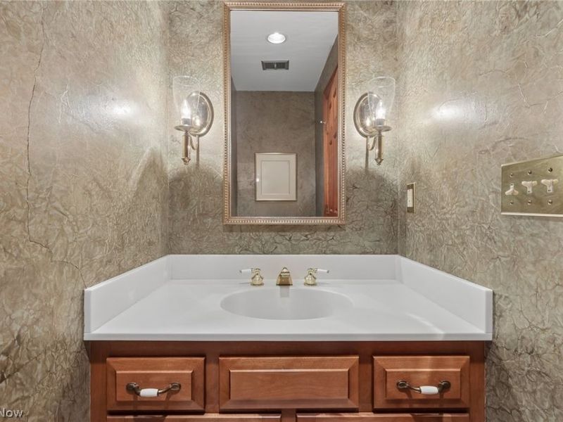 14745 Stonehedge Drive , Novelty, OH 44072 Photo 9
